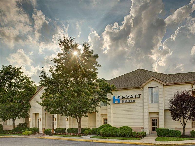 Hyatt House Mount Laurel Hotel Exterior photo